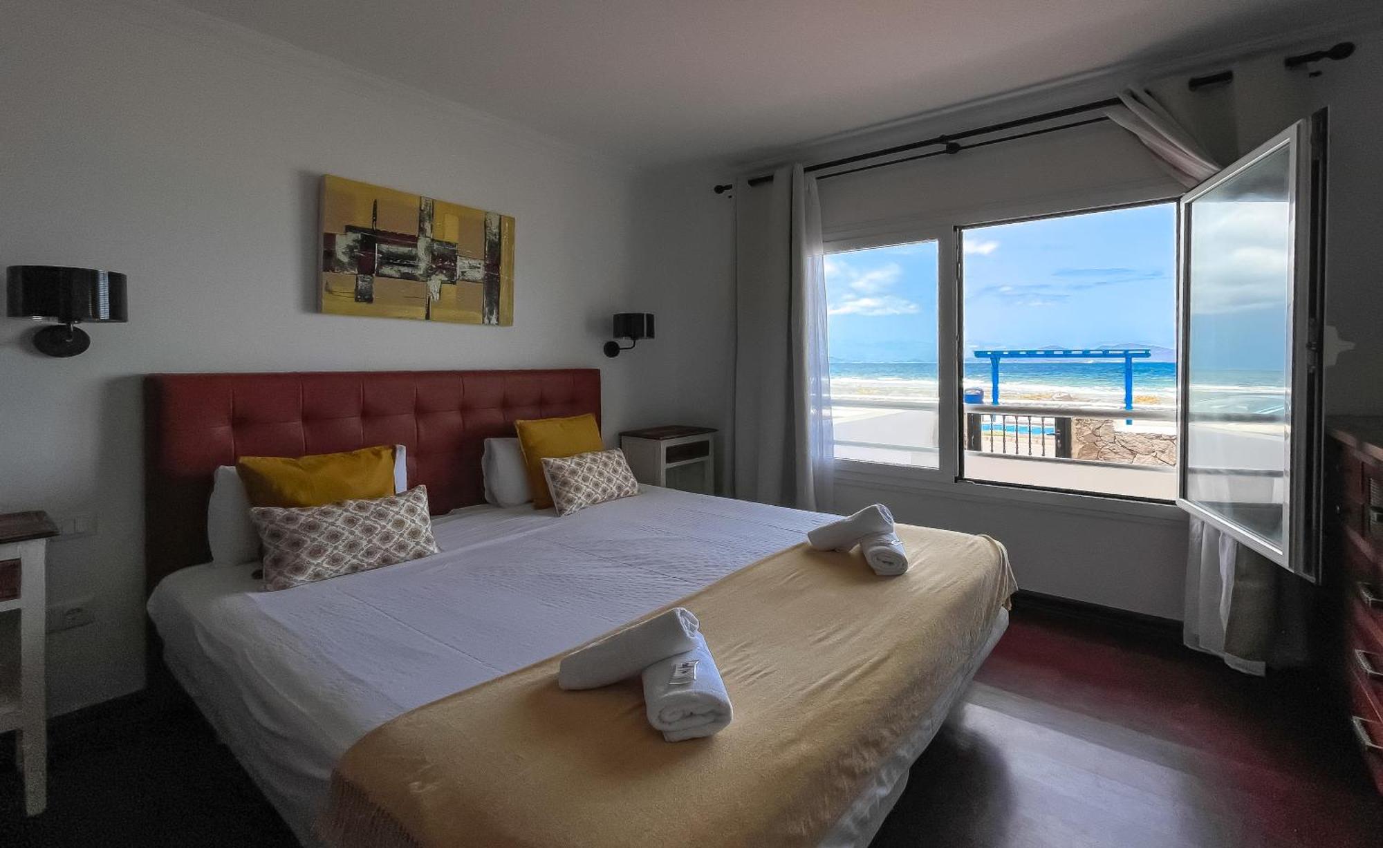 Marine Bristol By Best Holidays Fuerteventura Corralejo Exterior photo